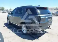 2017 Ford EXPLORER фото