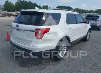 2017 Ford EXPLORER photo