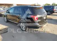 2017 Ford EXPLORER photo