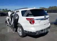 2017 Ford EXPLORER photo