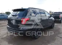 2017 Ford EXPLORER фото