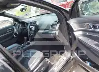 2017 Ford EXPLORER photo