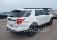 2017 Ford EXPLORER photo