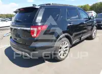 2017 Ford EXPLORER фото