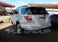 2017 Ford EXPLORER photo