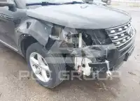 2017 Ford EXPLORER фото