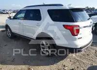 2017 Ford EXPLORER photo