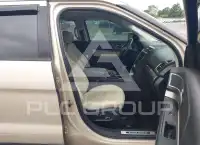 2017 Ford EXPLORER photo