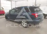 2017 Ford EXPLORER photo