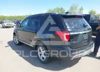 2017 Ford EXPLORER photo