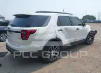 2017 Ford EXPLORER photo