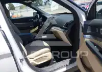 2017 Ford EXPLORER photo