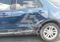 2017 Ford EXPLORER photo