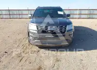 2017 Ford EXPLORER photo
