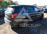 2017 Ford EXPLORER photo