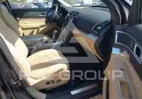 2017 Ford EXPLORER photo