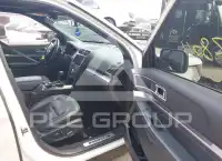2017 Ford EXPLORER photo