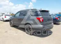 2017 Ford EXPLORER photo
