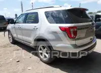 2017 Ford EXPLORER photo