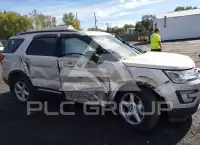 2017 Ford EXPLORER photo