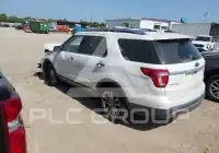 2017 Ford EXPLORER фото