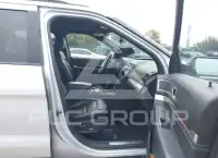 2017 Ford EXPLORER фото