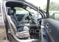 2017 Ford EXPLORER photo