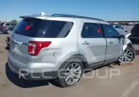 2017 Ford EXPLORER photo