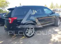 2017 Ford EXPLORER photo