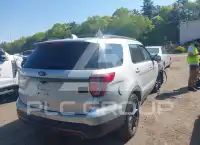 2017 Ford EXPLORER фото