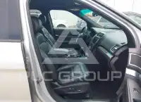 2017 Ford EXPLORER photo