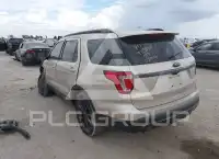 2017 Ford EXPLORER фото