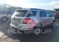 2017 Ford EXPLORER photo