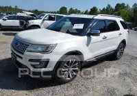 2017 Ford EXPLORER photo