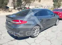2017 Ford FUSION фото