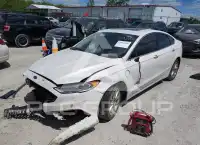 2017 Ford FUSION фото