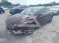 2017 Ford FUSION фото