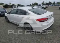 2017 Ford FUSION фото