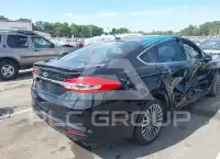 2017 Ford FUSION фото