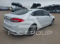 2017 Ford FUSION фото