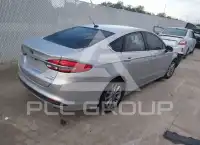 2017 Ford FUSION фото