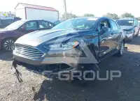 2017 Ford FUSION photo