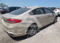2017 Ford FUSION фото