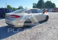 2017 Ford FUSION фото