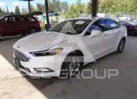2017 Ford FUSION фото