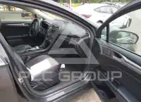 2017 Ford FUSION фото