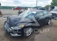 2017 Ford FUSION фото