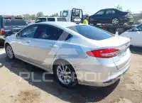 2017 Ford FUSION фото
