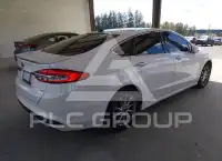 2017 Ford FUSION фото