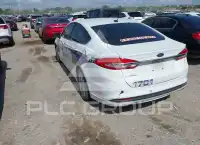2017 Ford FUSION фото
